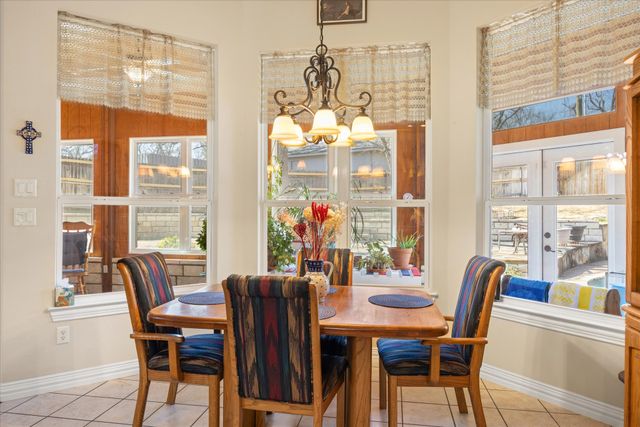 7711 Ravenswood Road, Granbury, TX 76049