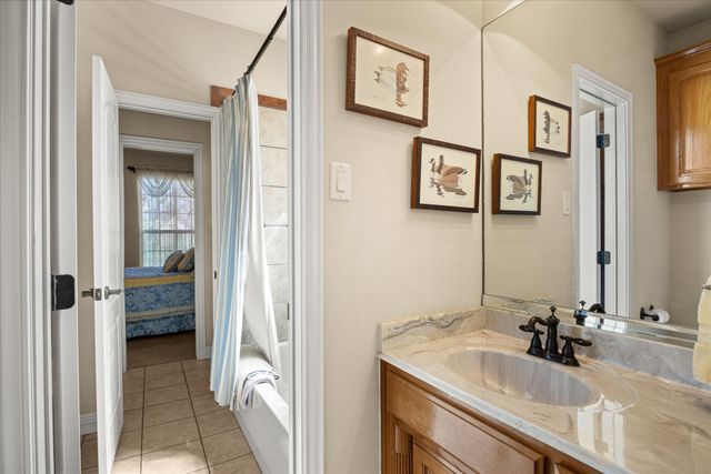 7711 Ravenswood Road, Granbury, TX 76049