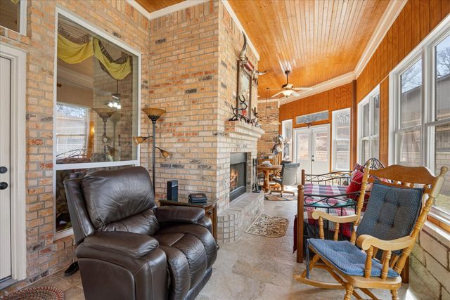 7711 Ravenswood Road, Granbury, TX 76049