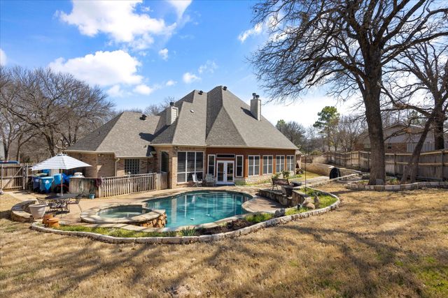 7711 Ravenswood Road, Granbury, TX 76049