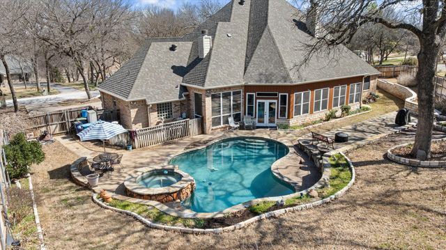 7711 Ravenswood Road, Granbury, TX 76049