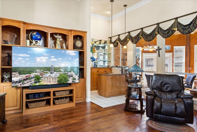 7711 Ravenswood Road, Granbury, TX 76049