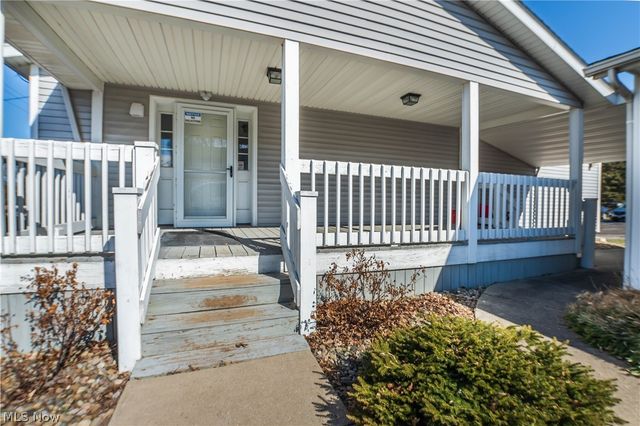 13390 Ravenna Avenue NE, Hartville, OH 44632