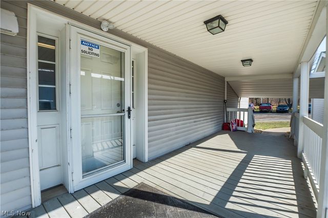 13390 Ravenna Avenue NE, Hartville, OH 44632