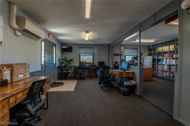 13390 Ravenna Avenue NE, Hartville, OH 44632