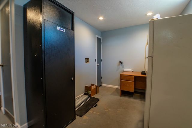 13390 Ravenna Avenue NE, Hartville, OH 44632