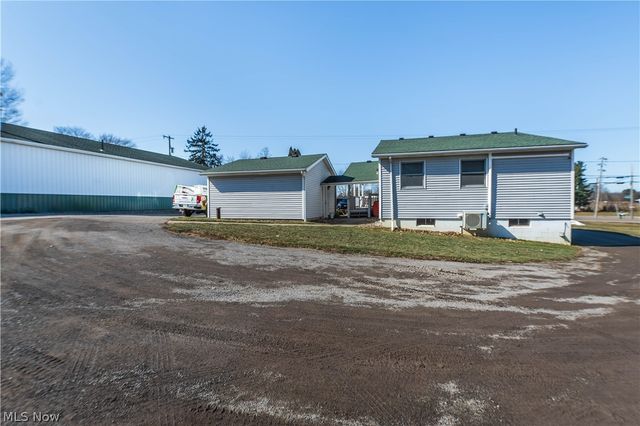 13390 Ravenna Avenue NE, Hartville, OH 44632