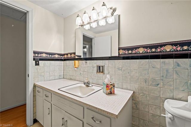 706 Fairwood Trail, Asheboro, NC 27205