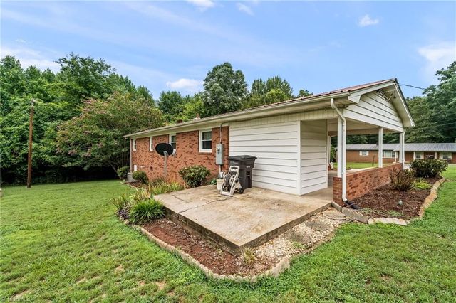 706 Fairwood Trail, Asheboro, NC 27205