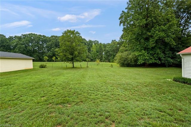 706 Fairwood Trail, Asheboro, NC 27205