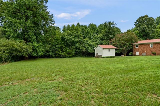 706 Fairwood Trail, Asheboro, NC 27205