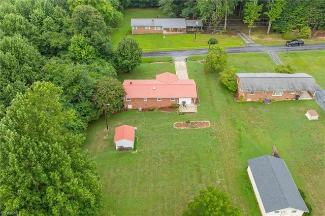 706 Fairwood Trail, Asheboro, NC 27205
