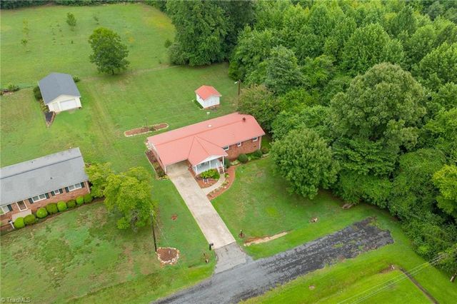 706 Fairwood Trail, Asheboro, NC 27205