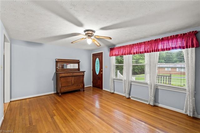 706 Fairwood Trail, Asheboro, NC 27205