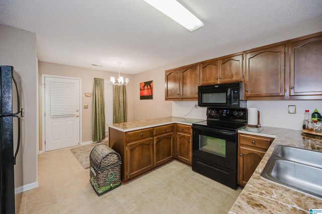 5634 HUNTER BROOK COURT, Gardendale, AL 35071