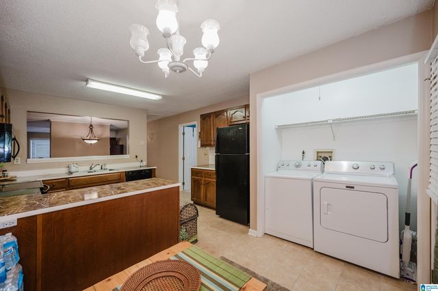 5634 HUNTER BROOK COURT, Gardendale, AL 35071