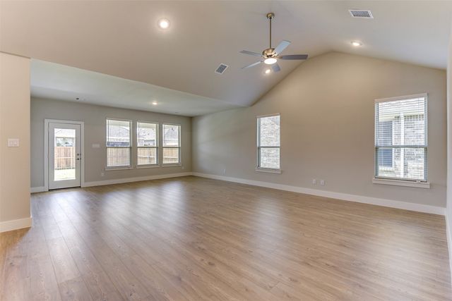 2205 Glacier Drive, Waxahachie, TX 75165