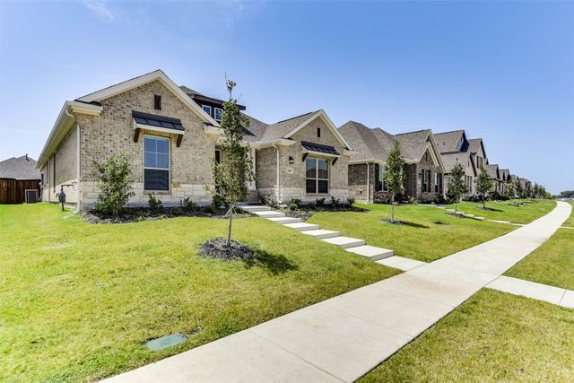2205 Glacier Drive, Waxahachie, TX 75165