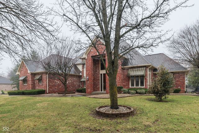 3998 Eagle Trace Drive, Greenwood, IN 46143