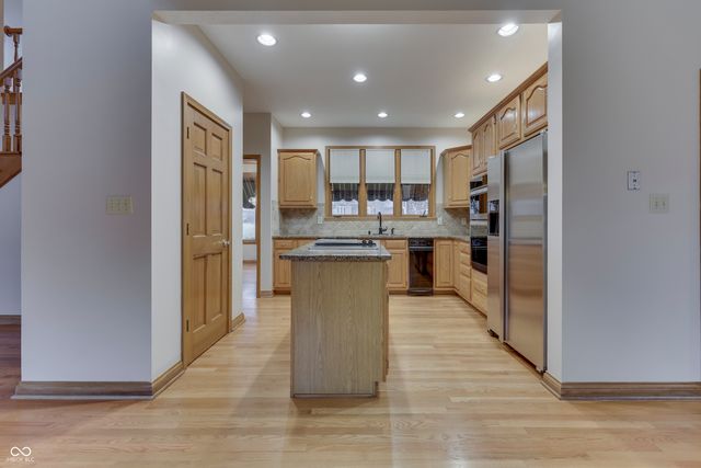 3998 Eagle Trace Drive, Greenwood, IN 46143