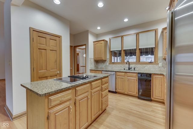 3998 Eagle Trace Drive, Greenwood, IN 46143