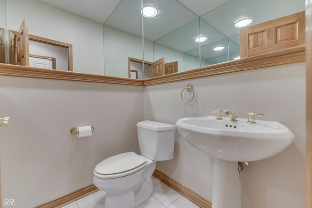 3998 Eagle Trace Drive, Greenwood, IN 46143