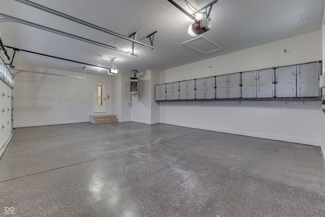 3998 Eagle Trace Drive, Greenwood, IN 46143