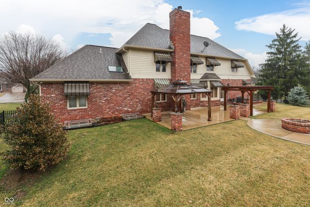 3998 Eagle Trace Drive, Greenwood, IN 46143