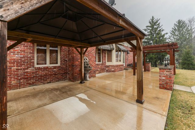 3998 Eagle Trace Drive, Greenwood, IN 46143