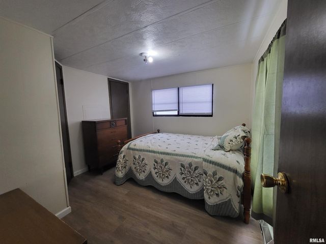 771 Century Estates, Galesburg, IL 61401