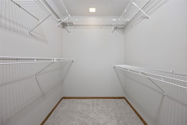 716 East Post Court SE, Cedar Rapids, IA 52403