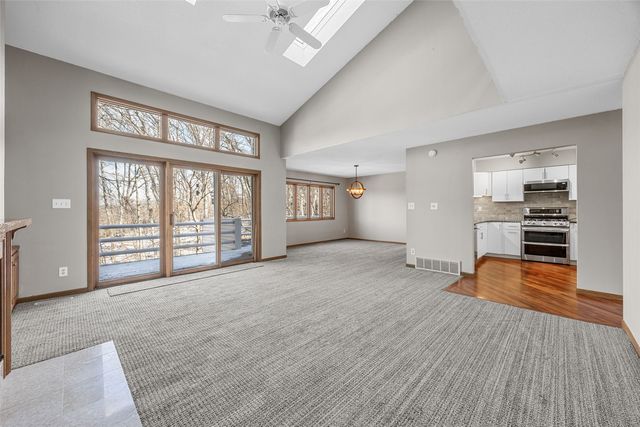 716 East Post Court SE, Cedar Rapids, IA 52403