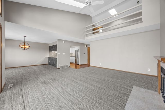 716 East Post Court SE, Cedar Rapids, IA 52403