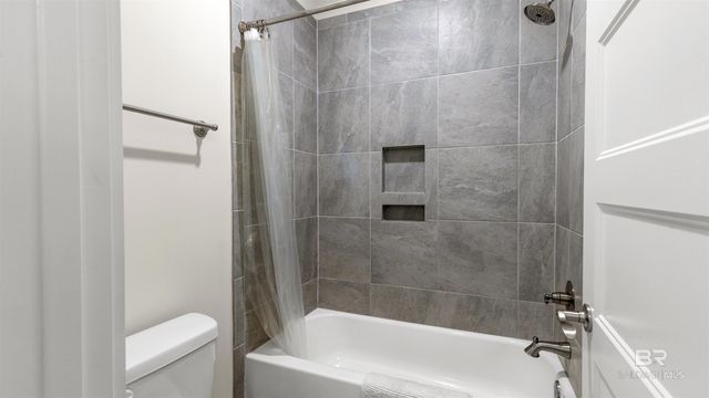 252 Garrison Boulevard, Fairhope, AL 36532