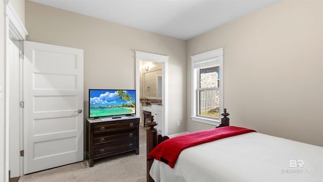 252 Garrison Boulevard, Fairhope, AL 36532