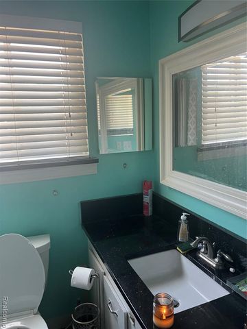 20938 Hunt Drive 52, Roseville, MI 48066