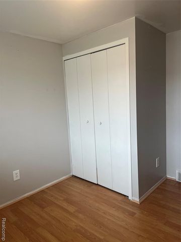 20938 Hunt Drive 52, Roseville, MI 48066