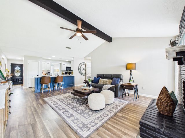 6209 Brookdale Drive, League City, TX 77573