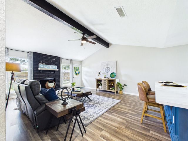 6209 Brookdale Drive, League City, TX 77573