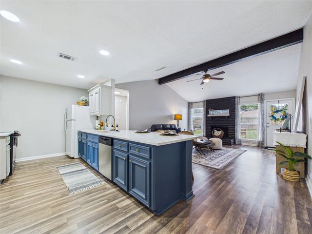 6209 Brookdale Drive, League City, TX 77573