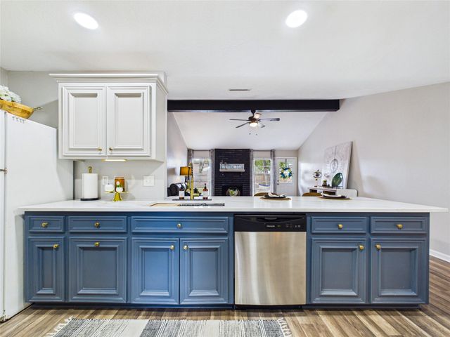 6209 Brookdale Drive, League City, TX 77573