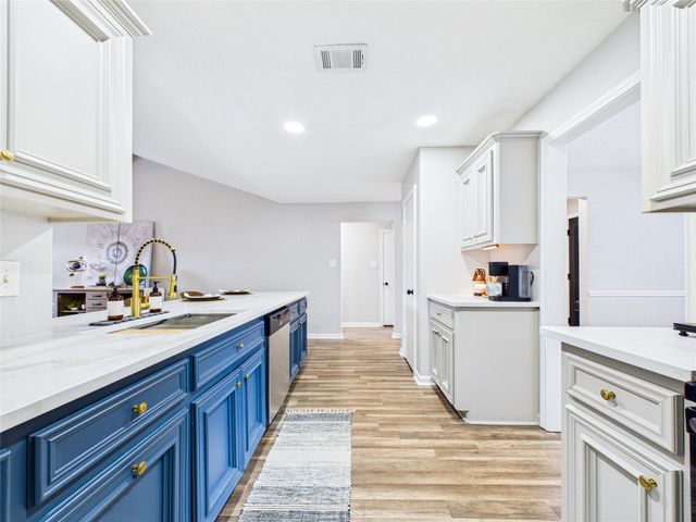 6209 Brookdale Drive, League City, TX 77573