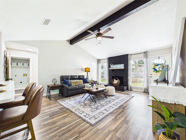 6209 Brookdale Drive, League City, TX 77573