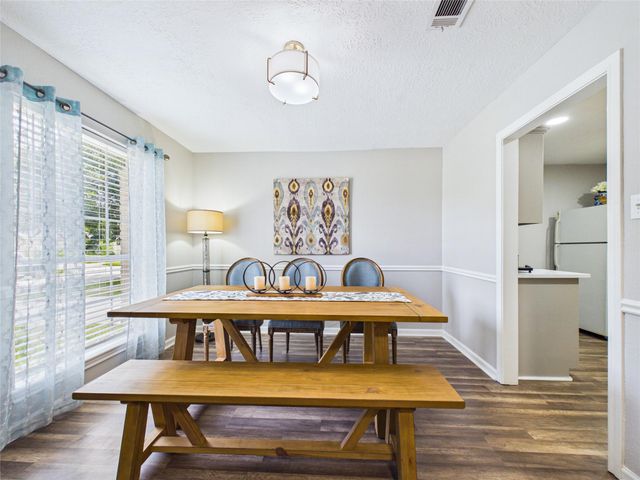 6209 Brookdale Drive, League City, TX 77573