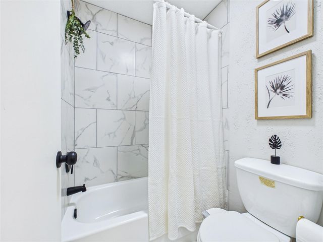 6209 Brookdale Drive, League City, TX 77573
