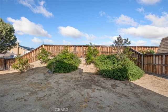 13761 Bayberry Street, Victorville, CA 92392