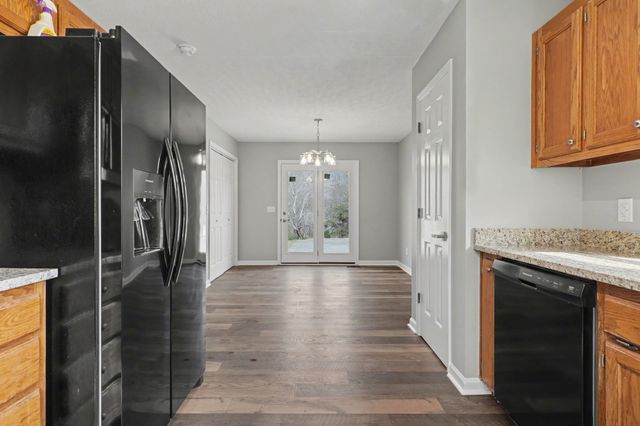 1162 Peter Pond Rd, Ashland City, TN 37015