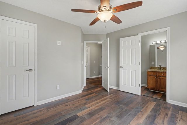 1162 Peter Pond Rd, Ashland City, TN 37015