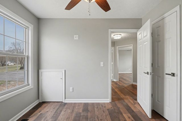 1162 Peter Pond Rd, Ashland City, TN 37015