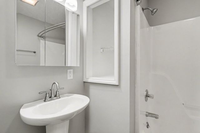 1162 Peter Pond Rd, Ashland City, TN 37015